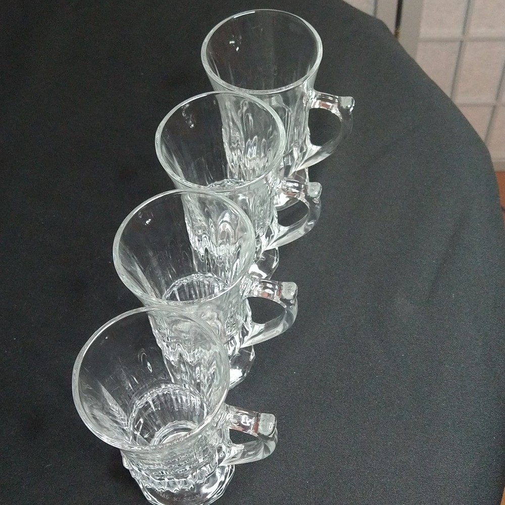 Vintage Soga Japan Mugs Handled Cups Clear Pressed Glass Set Of 4 - Picture 4 of 7